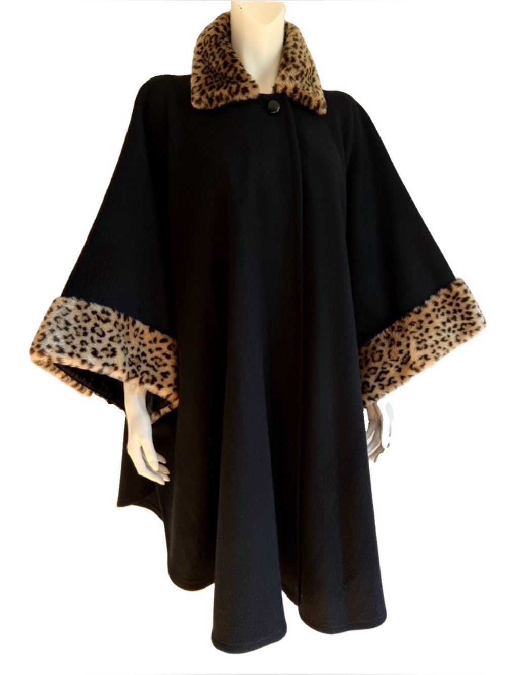 Vintage BLACK CAPE LEOPARD COLLAR Wool Faux Fur 70s 1980s Lady Suzette Free Size